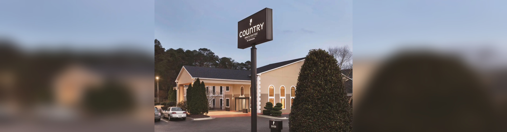 Country Inn & Suites Griffin closing banner